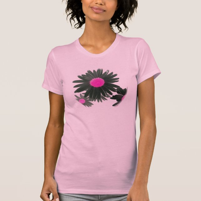 Camiseta Poppin Pink Daisies (Anverso)