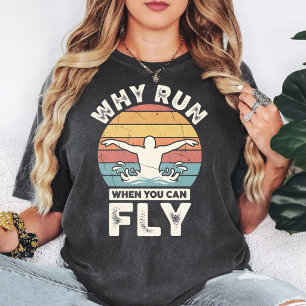 Camiseta Por qué correr cuando puedes volar Nadador Atardec