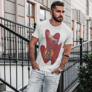 Camiseta Portando Una Linterna