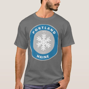 Camiseta Portland Maine ME Winter Snow Snowflake Badge Souv