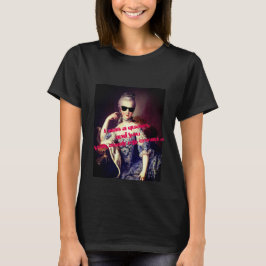 Camiseta Portrait of Marie Antoinette with Sunglasses quote