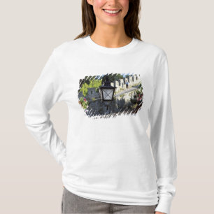 Camiseta Portugal, Obidos. Farola de hierro y siglo XIV