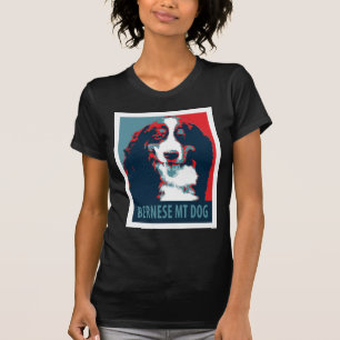 Camiseta Poster de parodia política de perro de montaña de