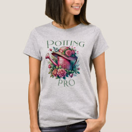 Camiseta Potting Pro Pink Water Can Garden Gray T-Shirt