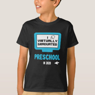 Camiseta Prácticamente me gradué de preescolar en cuarent