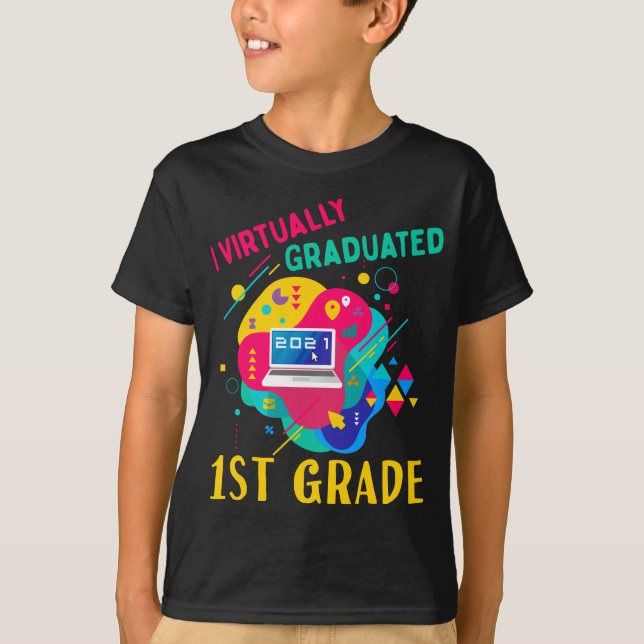 Camiseta Prácticamente me gradué primero en 2021.Camiseta (Anverso)