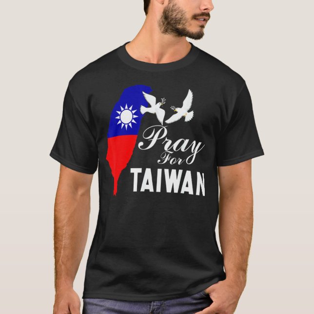 Camiseta Pray For Taiwan Support Taiwanese Flag Heart Men W (Anverso)