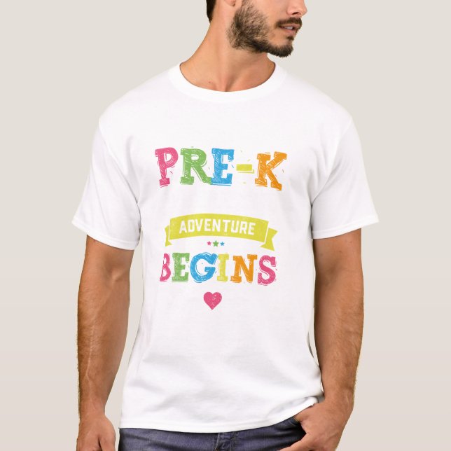 Camiseta Pre K Donde La Aventura Comienza A Regalar A Scho (Anverso)