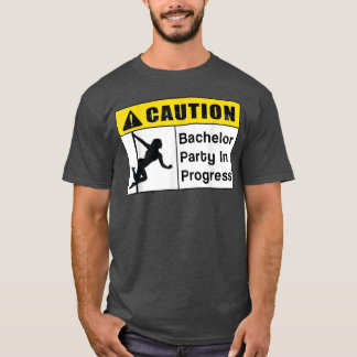 Camiseta Precaución Fiesta de Soltero en Progreso Novio