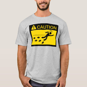 Camiseta Precaución: Pirañas en el agua