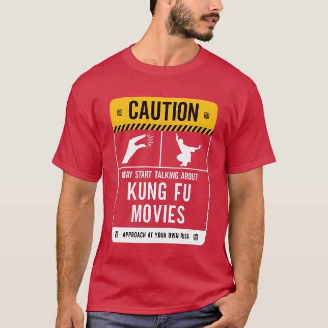 Camiseta Precaución puede causar asombro por Kung Fu Movies (Anverso)