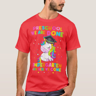 Camiseta Preescolar Estamos Terminados Kindergarten Unicorn