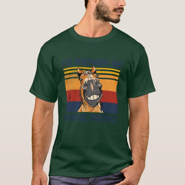 Camiseta Prefiero ser caballo paseando a caballo (Anverso)