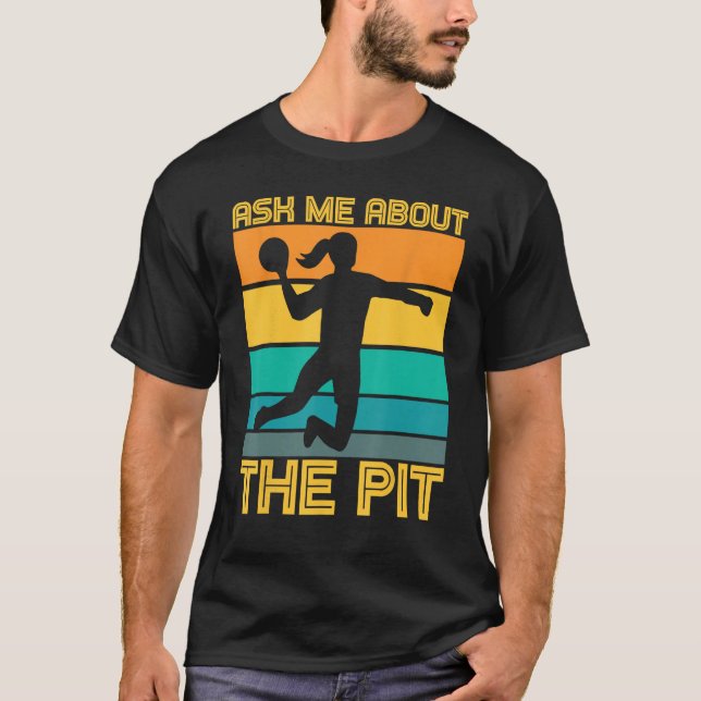 Camiseta Pregúntame sobre los jugadores de Pit Dodgeball (Anverso)