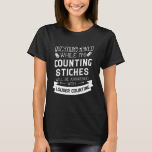 Camiseta Preguntas de coser hechas mientras estoy contando