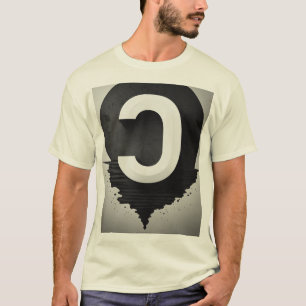 Camiseta Preguntas indefinidas: diseño surrealista en negro
