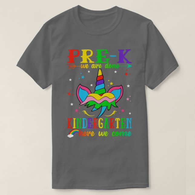 Camiseta PrekK Estamos Terminados El Jardín De Niños Aquí V (Diseño del anverso)