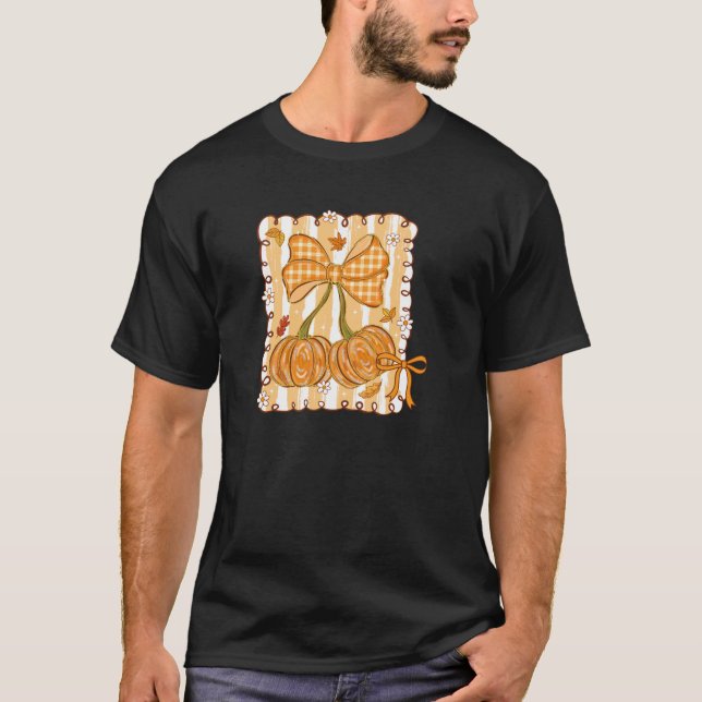 Camiseta Preppy Fall Pumpkin Cherry Coquette Bow Thanksgivi (Anverso)