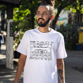 Camiseta Presiona Play en el Pasado – Alma Retro Estéreo de