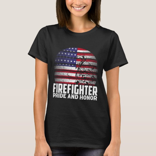 Camiseta Pride And Honor Fireman Gift Proud Firefighter Quo (Anverso)