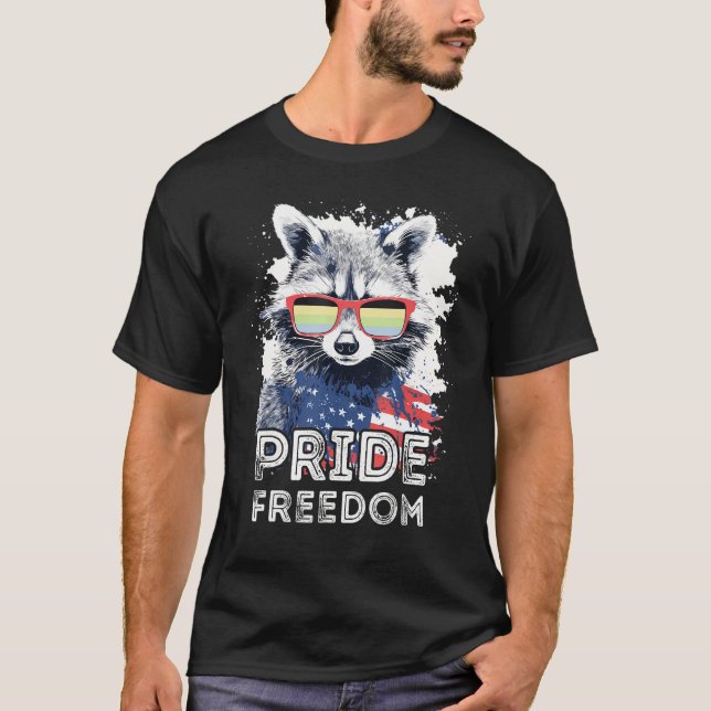 Camiseta Pride Freedom  Raccoon Cassgender Sunglasses Flag (Anverso)