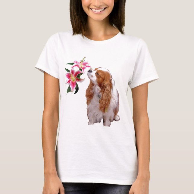 Camiseta Primavera con un Cavalier King Charles Spaniel (Anverso)