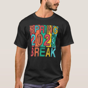 Camiseta Primavera de 2023: Estudiante universitaria femeni