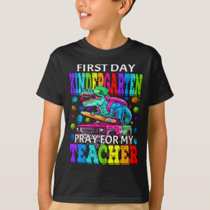Camiseta Primer Día De Jardín De Niños Rezando Por Mi Maest