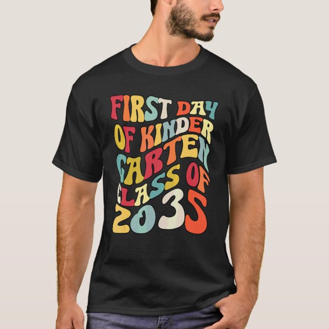 Camiseta Primer Día De La Clase De Kinder De 2035 (Anverso)