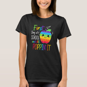 Camiseta Primer Día De La Escuela Y Todavía Poppin Lo Empie