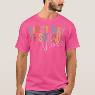 CAMISETA PRIMER DÍA DE VIBOS ESCOLARES DE VUELTA A LOS PROF
