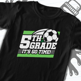 Camiseta Primer día del fútbol de 5º grado de vuelta a la e