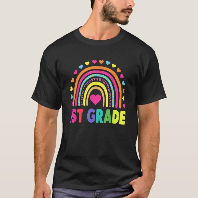 Camiseta Primer Grado Chicas Arcoiris Equipo de Profesores  (Anverso)
