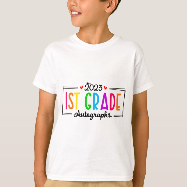 Camiseta Primer Graduado De Autografo Del Día De La Escuela (Anverso)