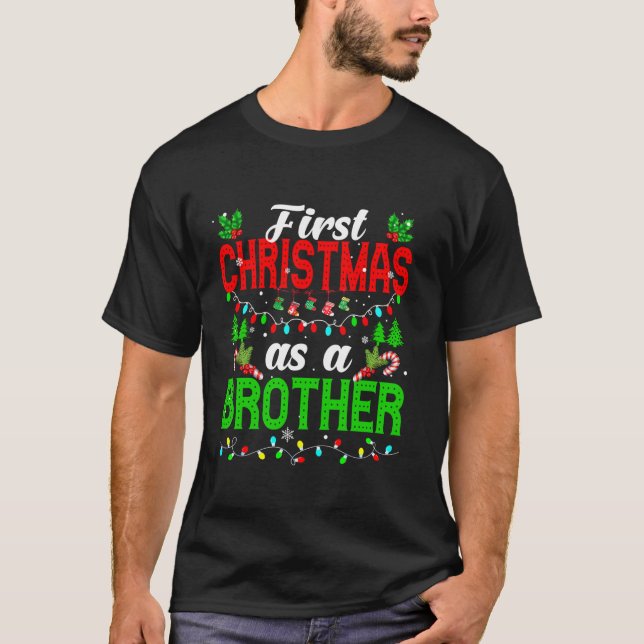 Camiseta Primera Navidad Como Hermano Familia Navidad Encie (Anverso)