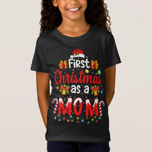 Camiseta Primera Navidad como mamá Santa Hat feas familias  (Anverso)