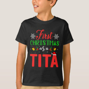 Camiseta Primera Navidad Como Un Grupo Divertido De Tita Qu