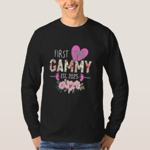Camiseta Primera vez que la floral Gammy Est 2025 se promoc