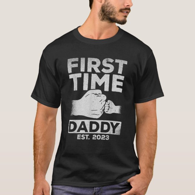 Camiseta Primera Vez Que Papi Est 2023 Para Ser Paternidad  (Anverso)
