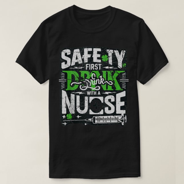 Camiseta Primeras bebidas divertidas con enfermeras L (Diseño del anverso)