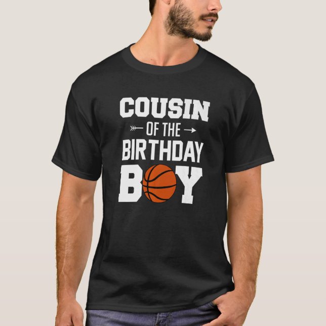 Camiseta Primo De La Familia Nacida De Niños De Baloncesto  (Anverso)