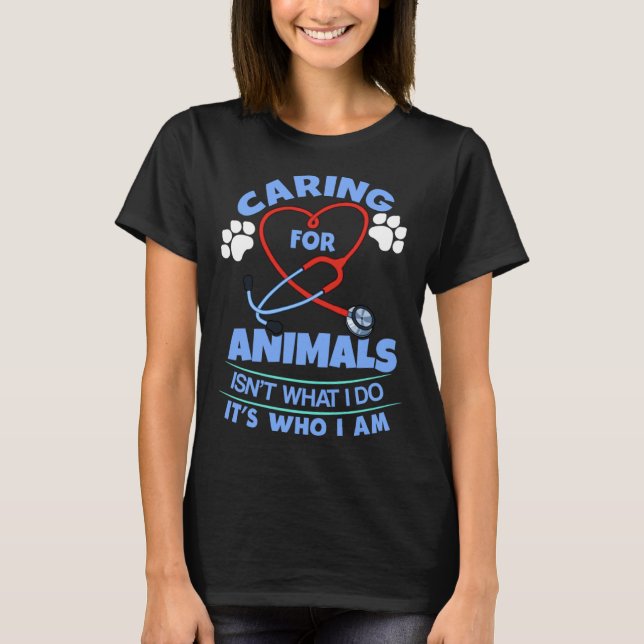 Camiseta Producto Veterinario De Guay Vet Tech Cuidando A L (Anverso)