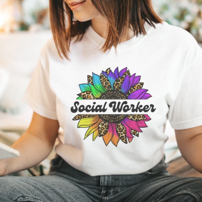 Camiseta Profesional social: girasol arcoiris (Social Worker Profession Rainbow Sunflower T-Shirt
)