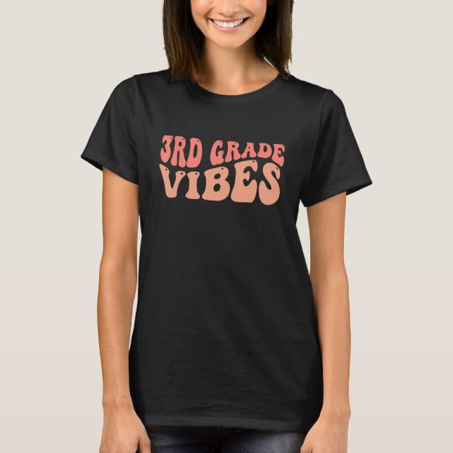 Camiseta Profesor con Vibraciones de Tercer Grado (Anverso)