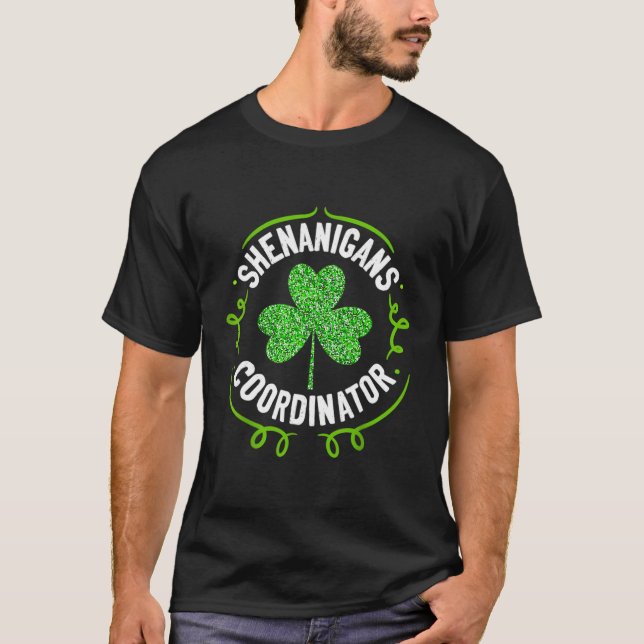 Camiseta Profesor Coordinador De Shenanigans, Día De San Pa (Anverso)