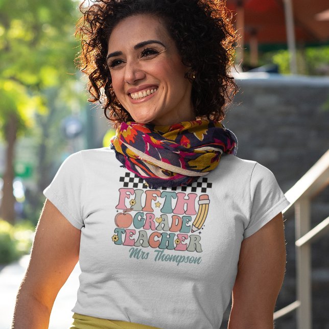 Camiseta Profesora de 5º grado Retro Personalizado (Subido por el creador)