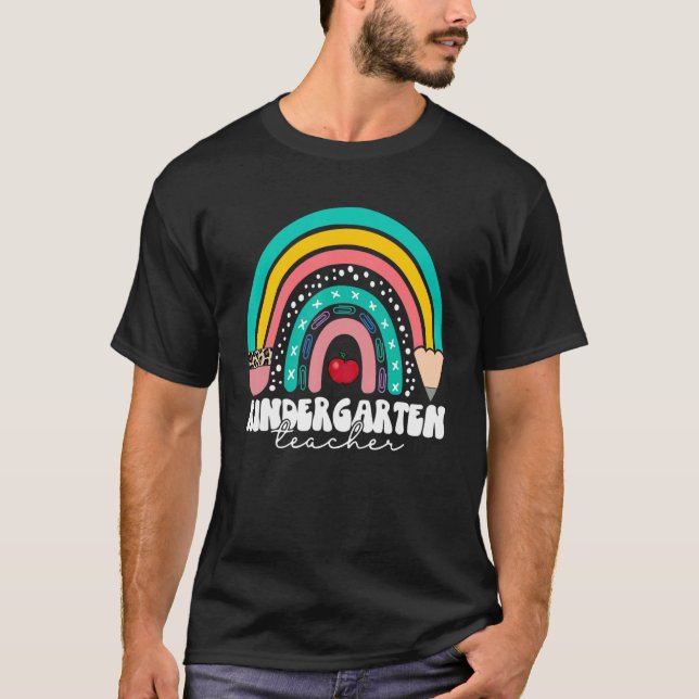 Camiseta Profesores de guardería de Kinder Squad Arcoiris d (Anverso)