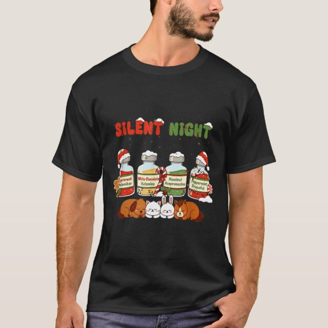 Camiseta Profol Silent Night Funny Vet Tech Christmas  (Anverso)