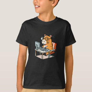 Camiseta Programador De Capibara Trabajando En La Etiqueta