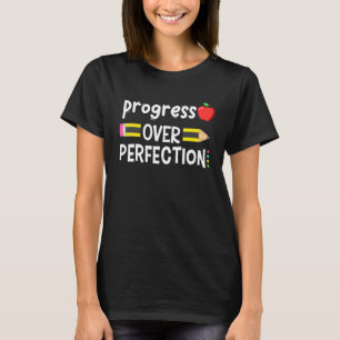 Camiseta Progreso Motivacional Sobre Perfección De vuelta a
